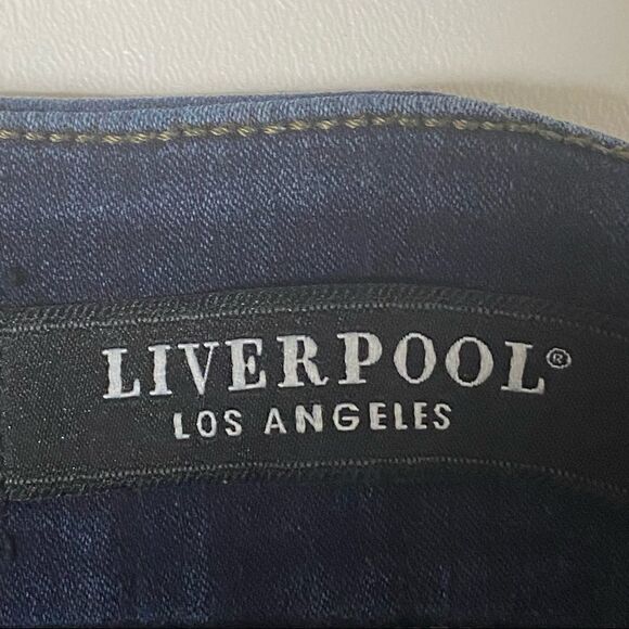 Liverpool | High-Rise Ankle Jeans - Picture 3 of 8